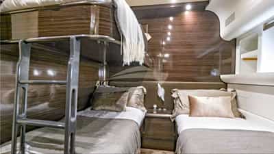 Twin Cabin with Pullman