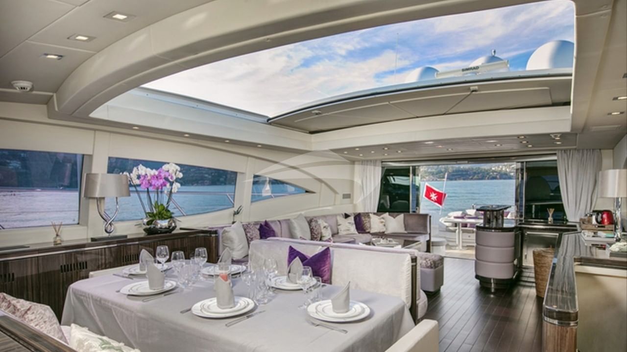 Saloon and dining area