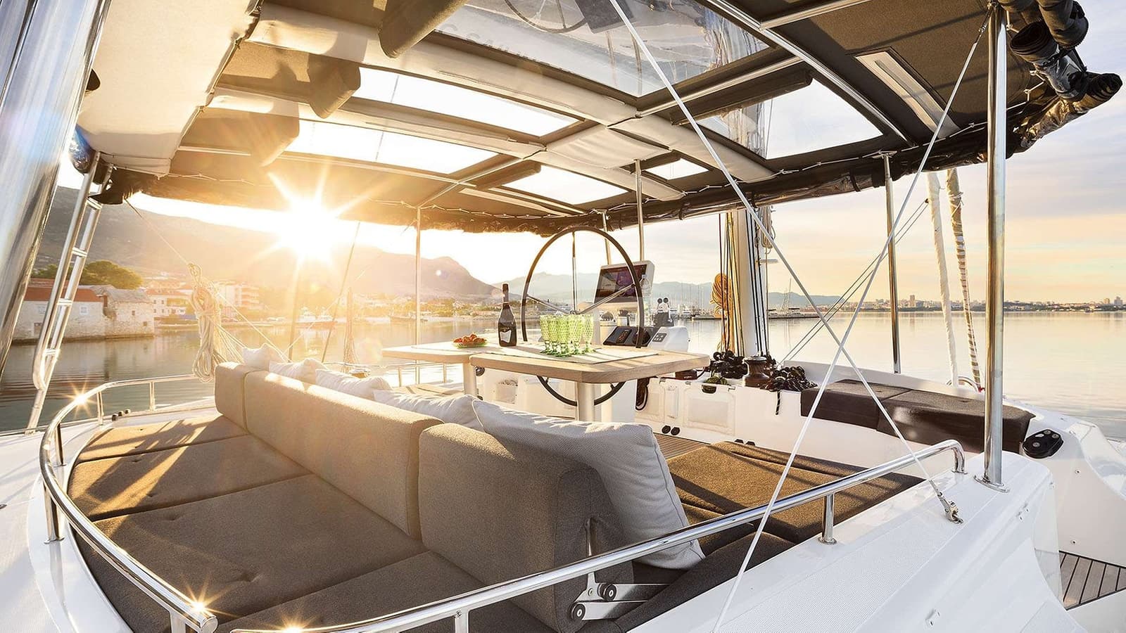 EMERALD GEMINI, photo from the yacht portfolio 16