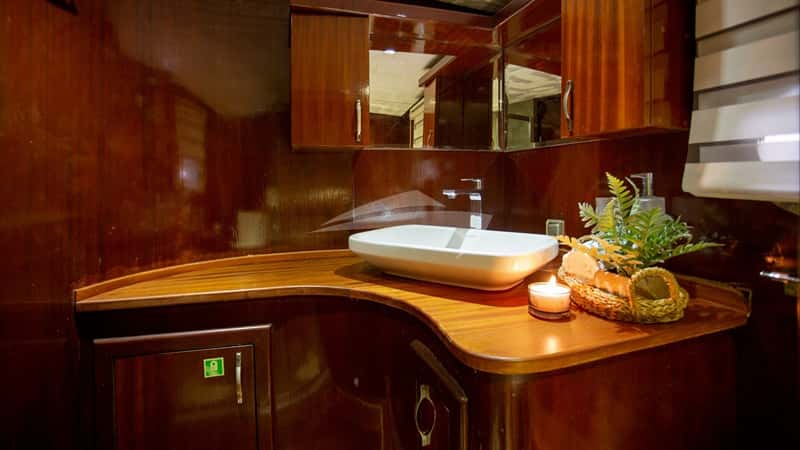 YÜCE BEY 1 24m motor yacht charter, photo 10