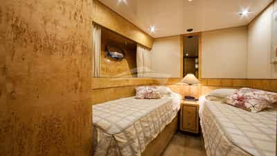 Twin Cabin