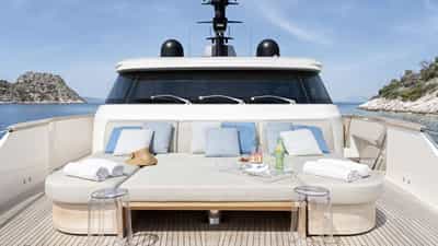 Foredeck sun pads