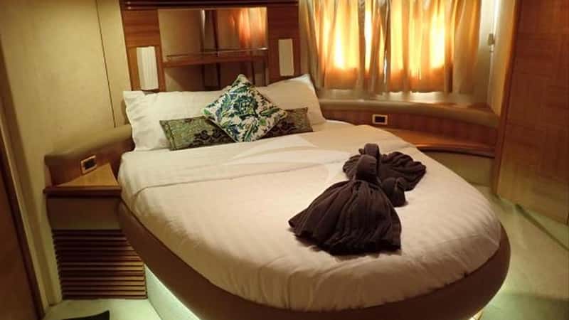 PILLARS SPIRIT 17m motor yacht charter, photo 6