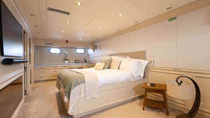 KOKOMO NIGHTS 48m motor yacht charter, photo 6