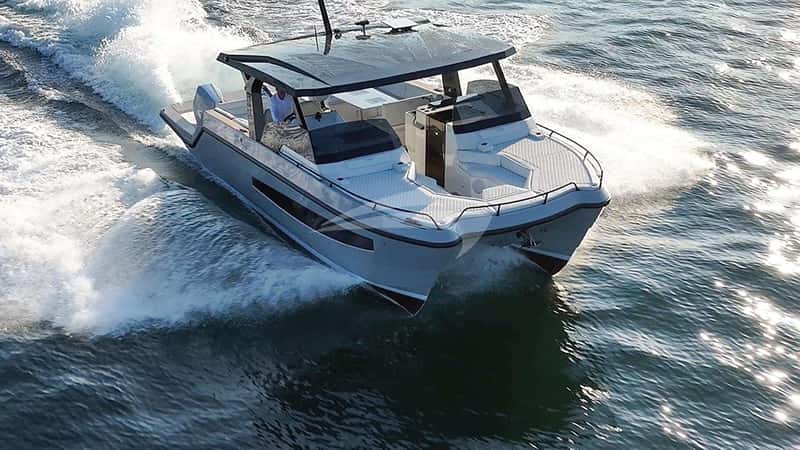 ZEST 12m motor yacht charter