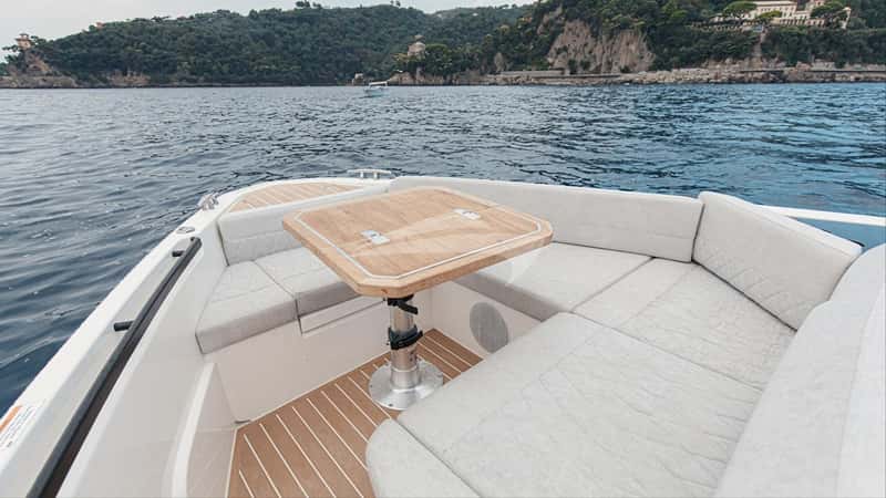 SAXDOR 400 GTO 12m motor yacht charter, photo 7