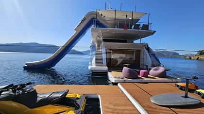 PURA VIDA 35m motor yacht charter, photo 11