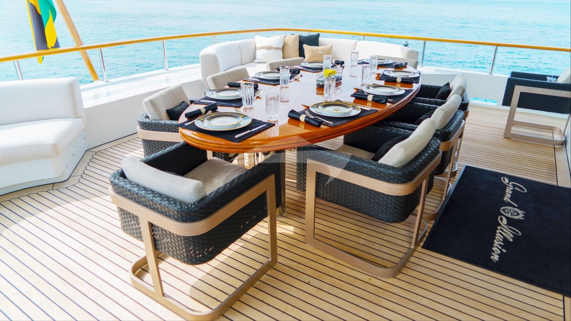 Deck Dining
