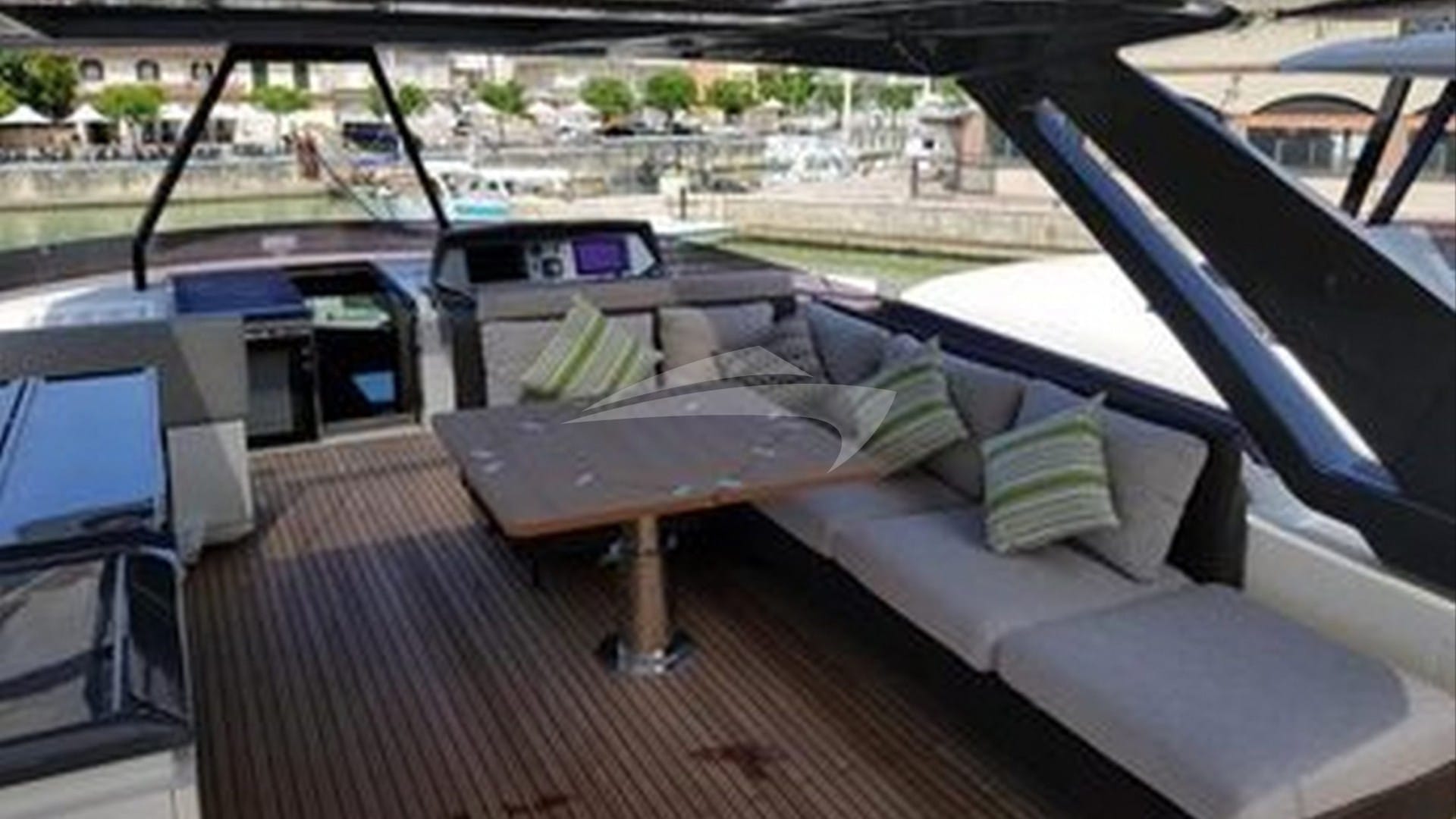 Flybridge Seating
