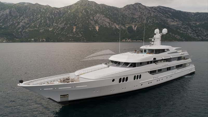 TRIDENT 65m motor yacht charter, photo 2