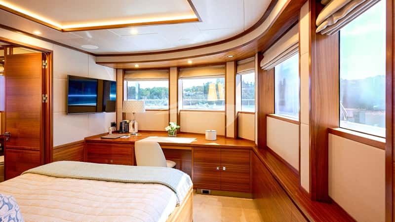 BELLE 30m motor yacht charter, photo 8