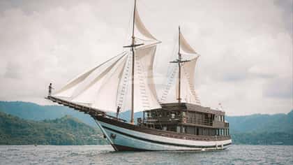 SAMSARA SAMUDRA 42m sailing yacht charter, photo 7