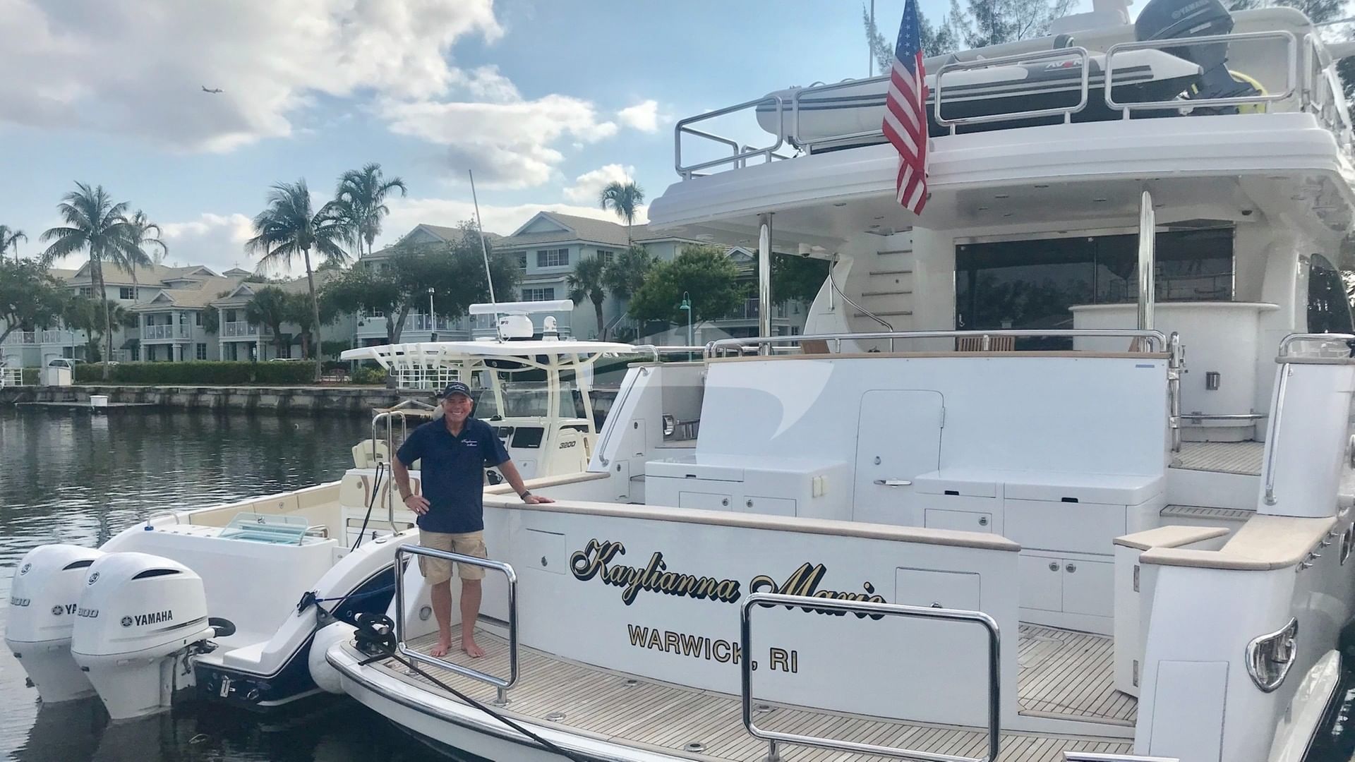Aft deck/swim platform/32' Century/Captain Randy