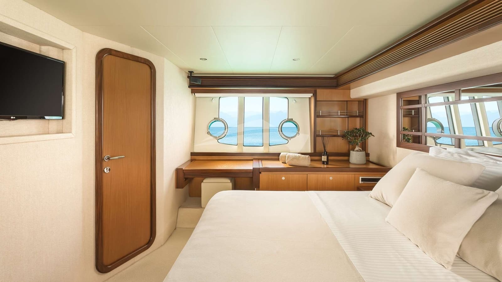 ESCAPE, photo from the yacht portfolio 6