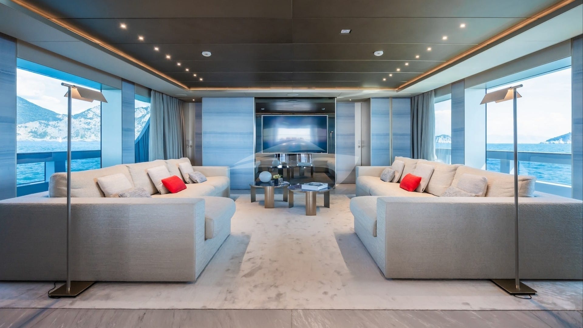 Main saloon with large Smart TV