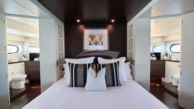 INFINITY PACIFIC_Master Cabin
