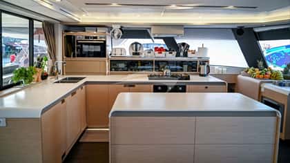 7TH HEAVEN 19m sailing yacht charter, photo 10