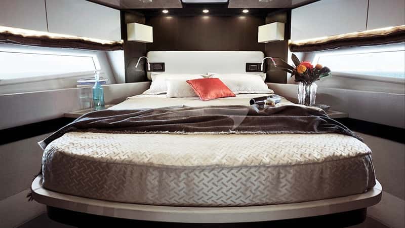 MOZZ 21m motor yacht charter, photo 9