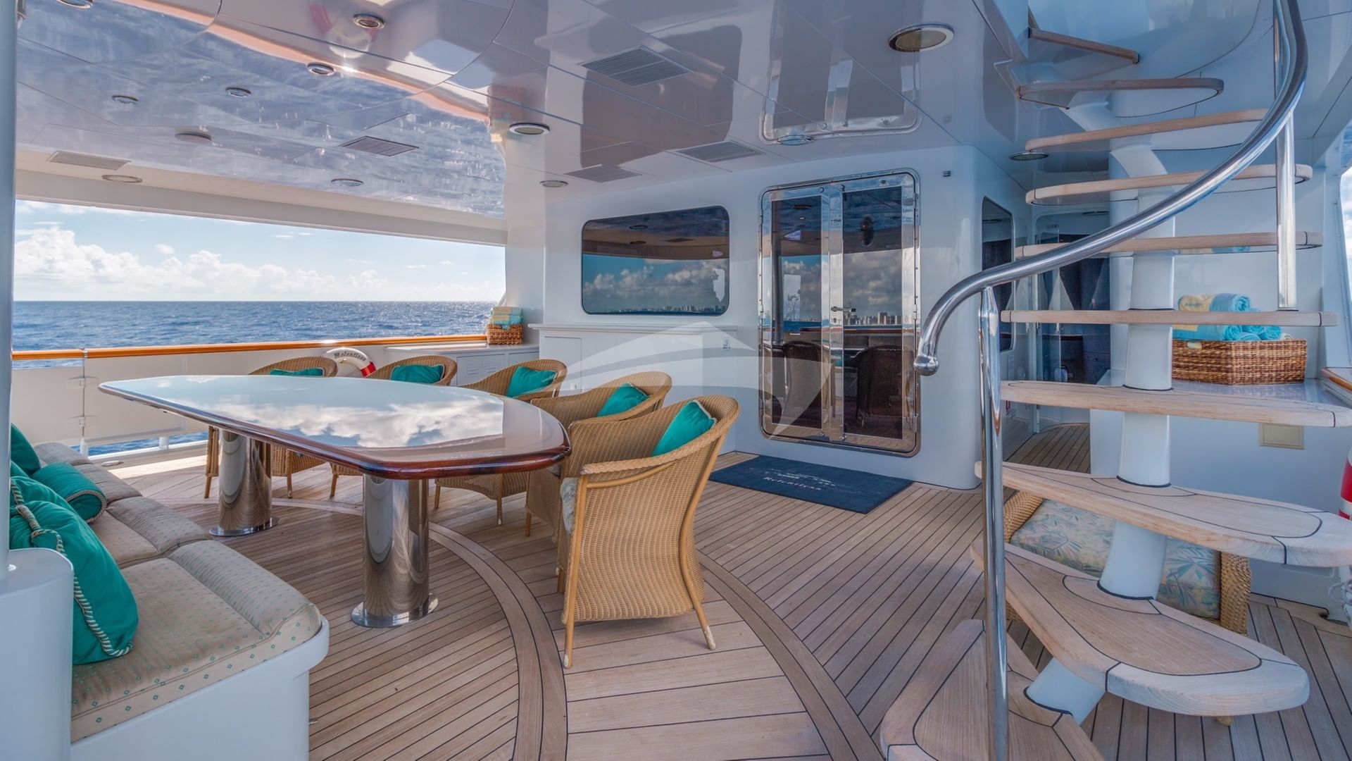 Aft deck