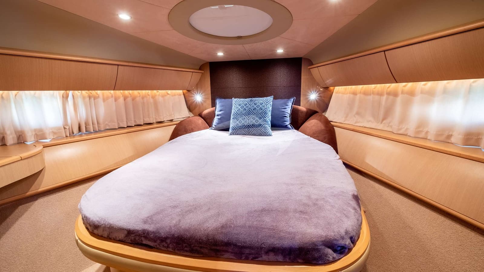 THE COMMISSIONER, photo from the yacht portfolio 7