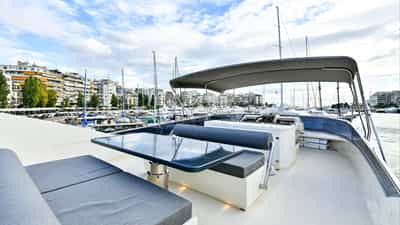 Top Deck