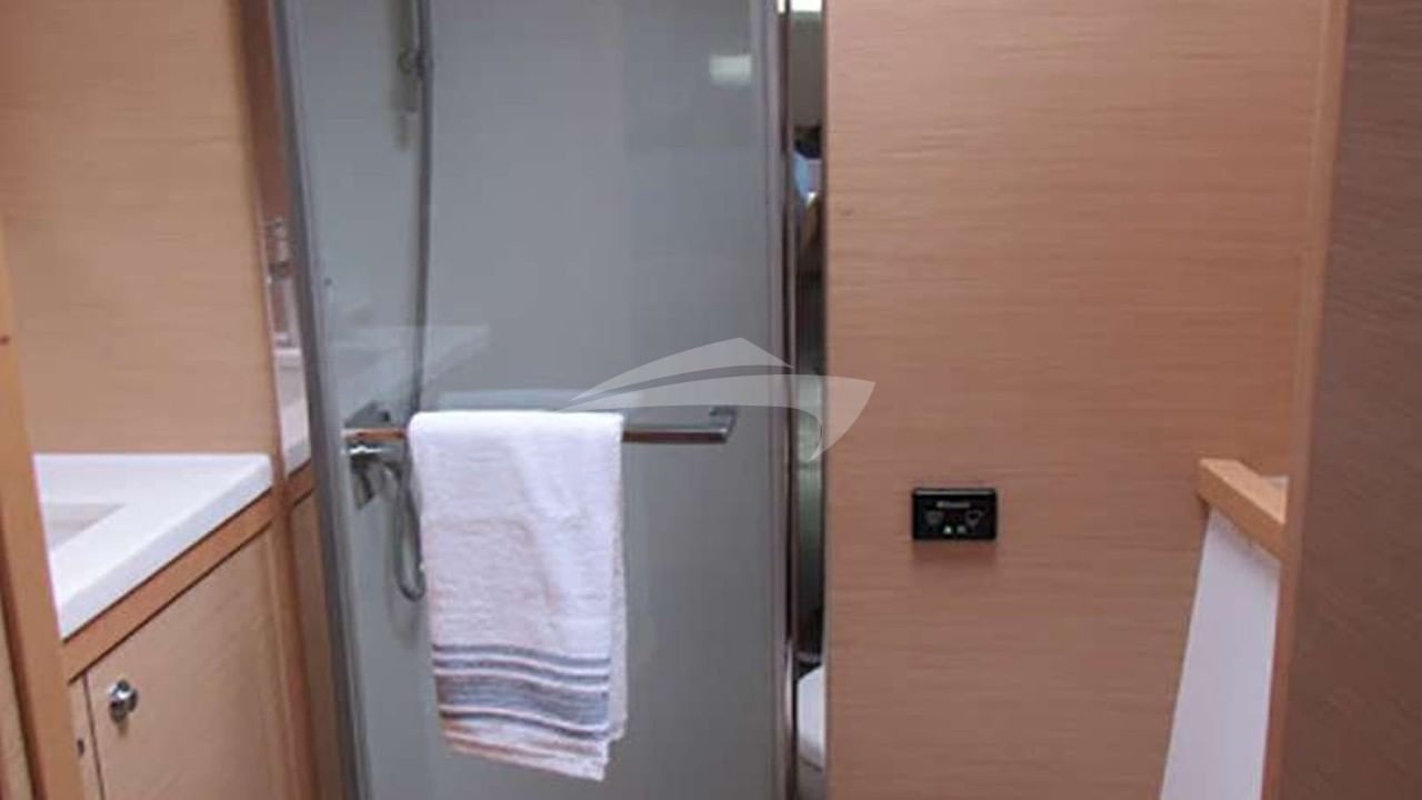 Guest bath with separate shower stall