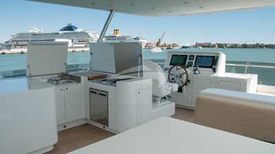 Flybridge