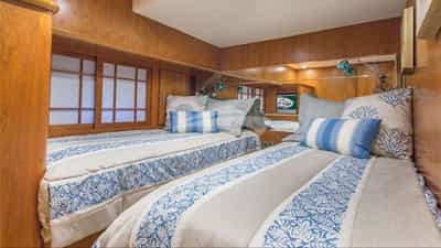 Twin Cabin