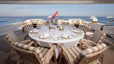 Upper Deck Dining