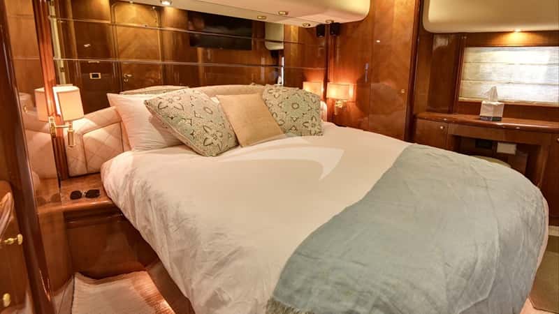 GRAVITY 26m motor yacht charter, photo 4