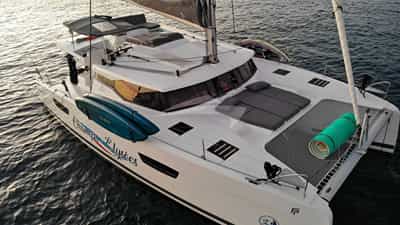Foredeck lounging