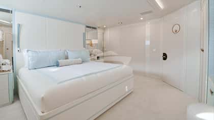 CORAL OCEAN 73m motor yacht charter, photo 13