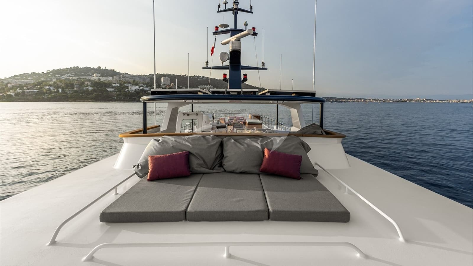 ARAOK II, photo from the yacht portfolio 25