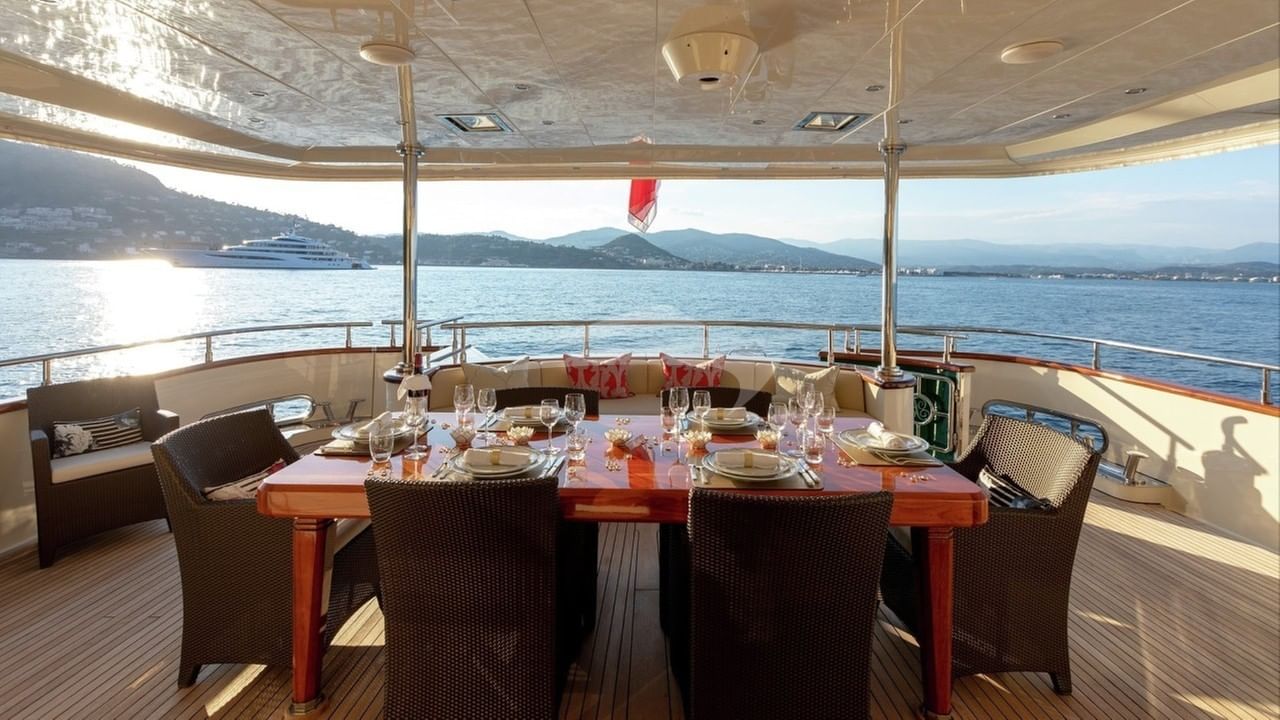 Aft Deck Dining