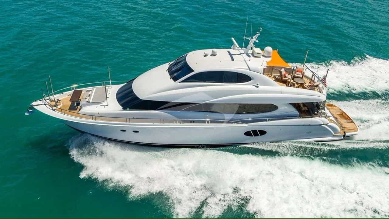 VOYAGER yacht charter