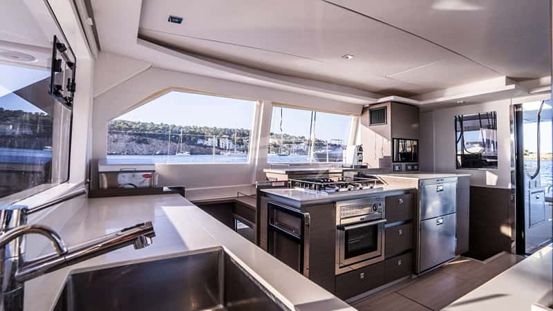 BERESHIT 15m sailing yacht charter, photo 5