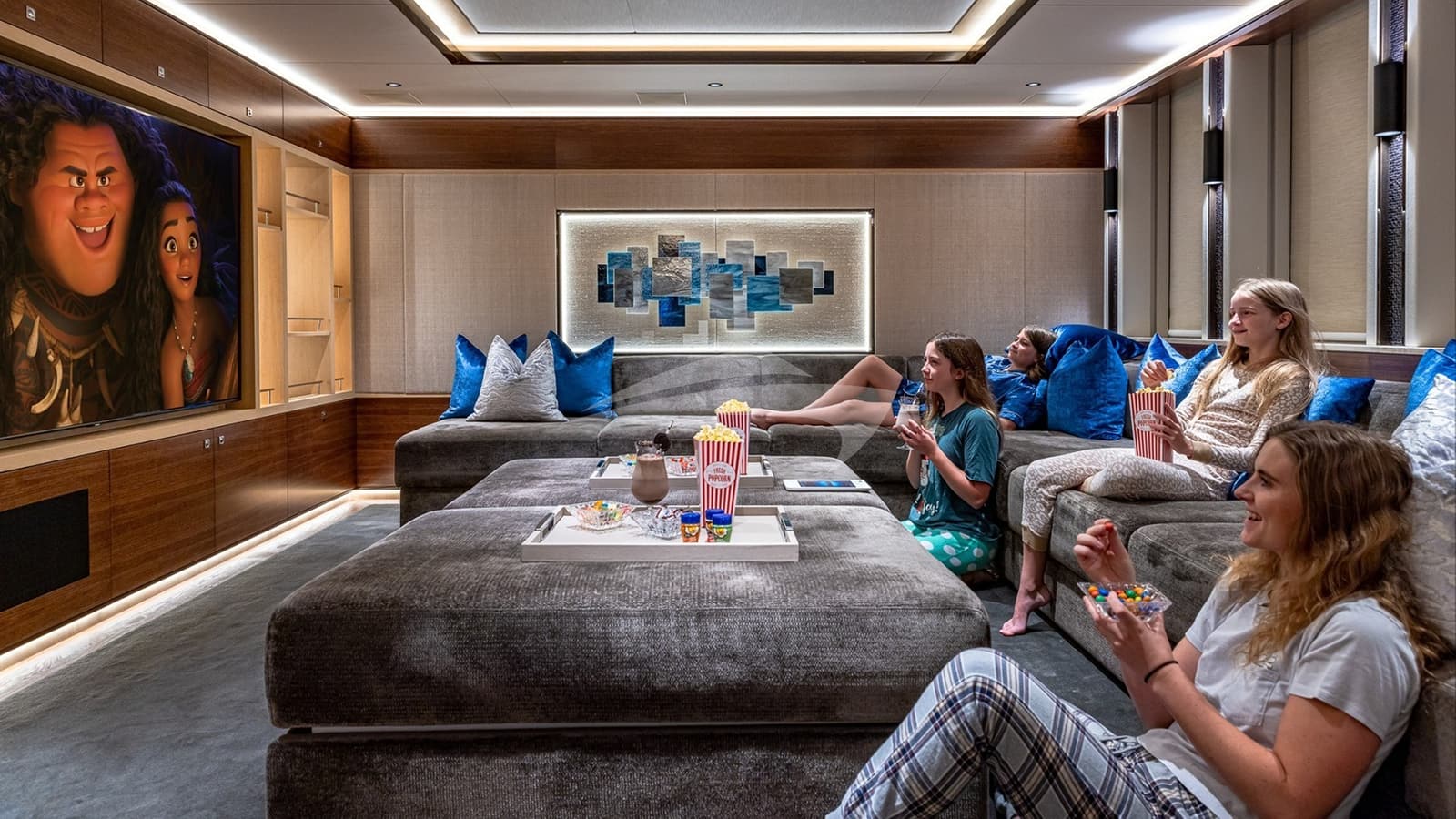 TOP FIVE II, photo from the yacht portfolio 17
