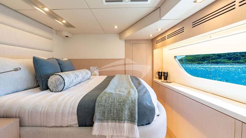 FOREVER YOUNG 17m motor yacht charter, photo 7