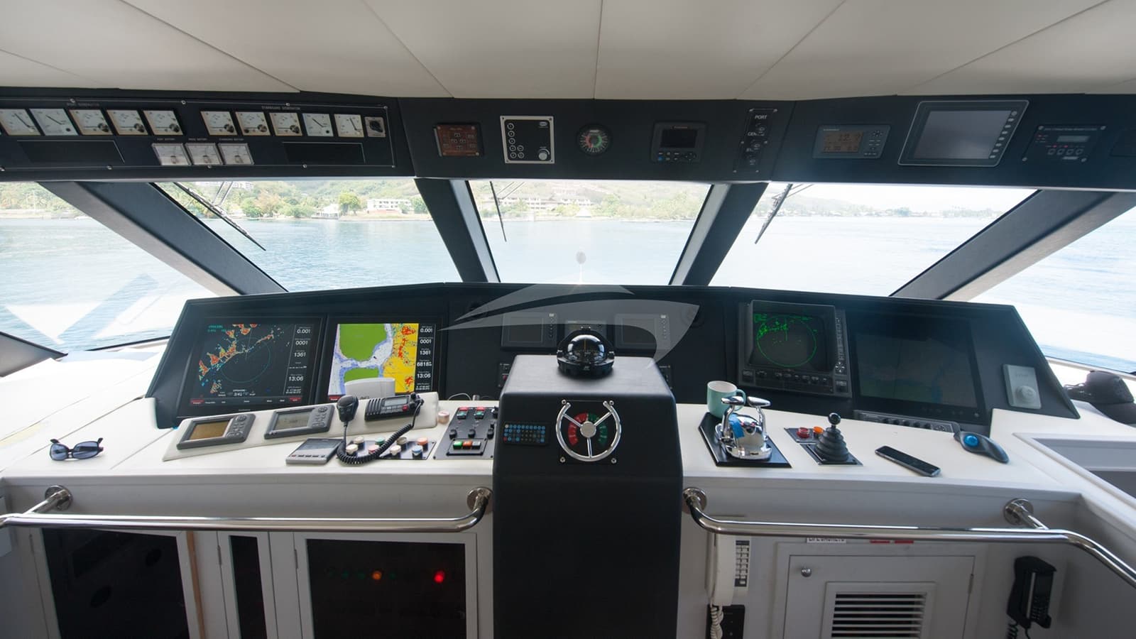 SHORETHING, photo from the yacht portfolio 17