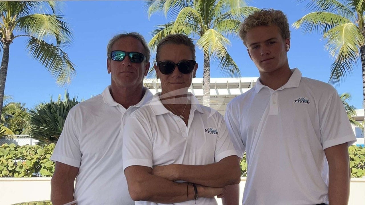 Luxury charter yacht crew for MAGIC TUTCH