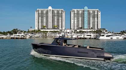 MERLIN 14m motor yacht charter, photo 6