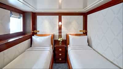 Twin Cabin