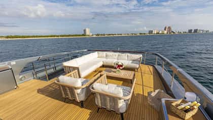 NO SURRENDER 34m motor yacht charter, photo 13