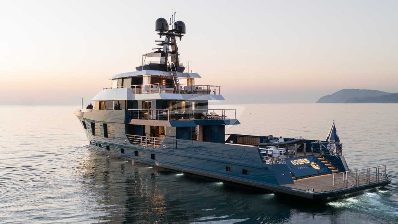 KING BENJI, photo from the yacht portfolio 17