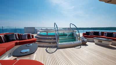 Jacuzzi