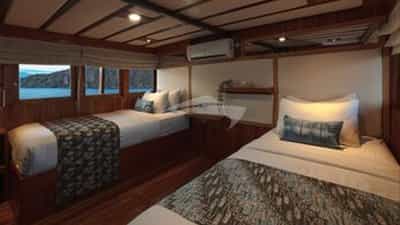 Twin Cabin