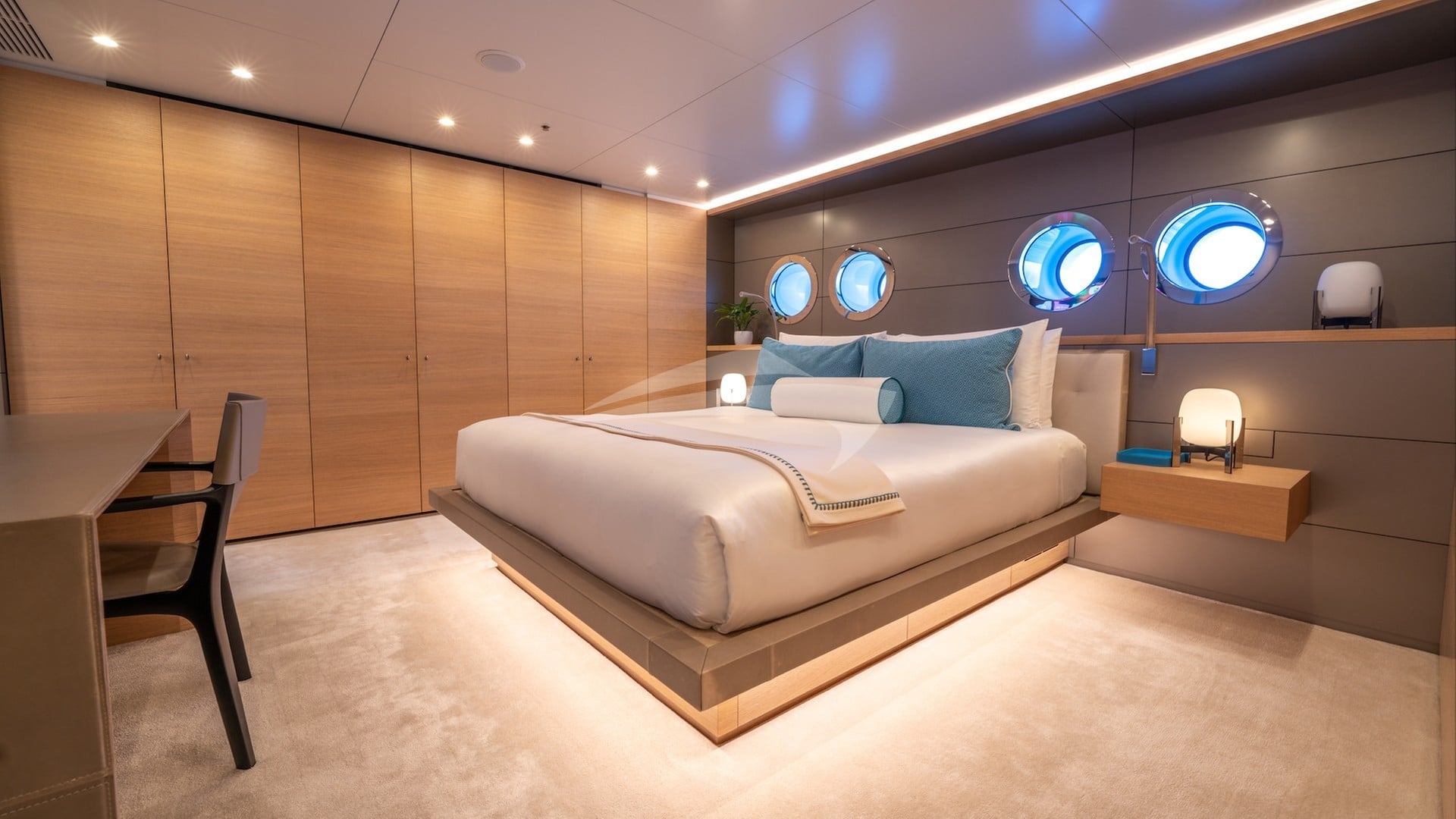 Guest cabin