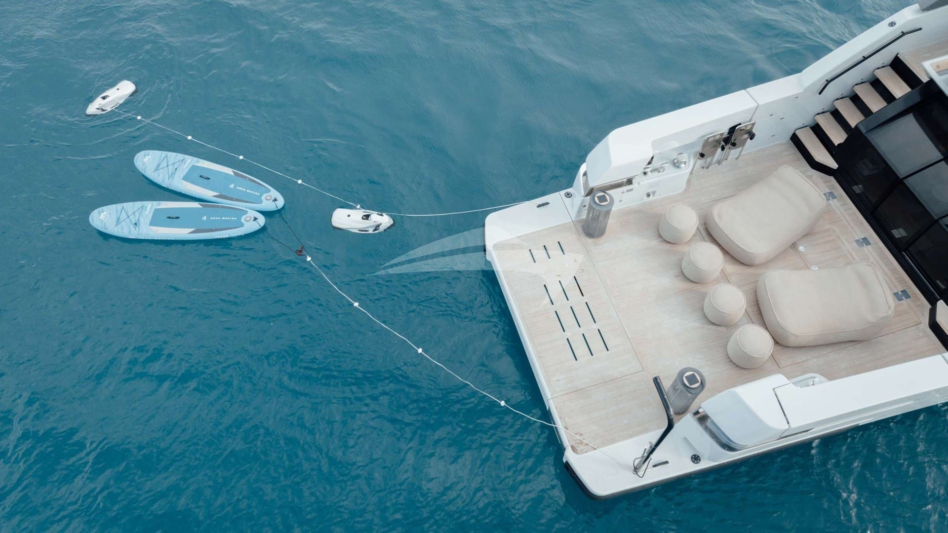 Swim platform with SUP