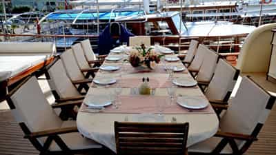 Deck Dining
