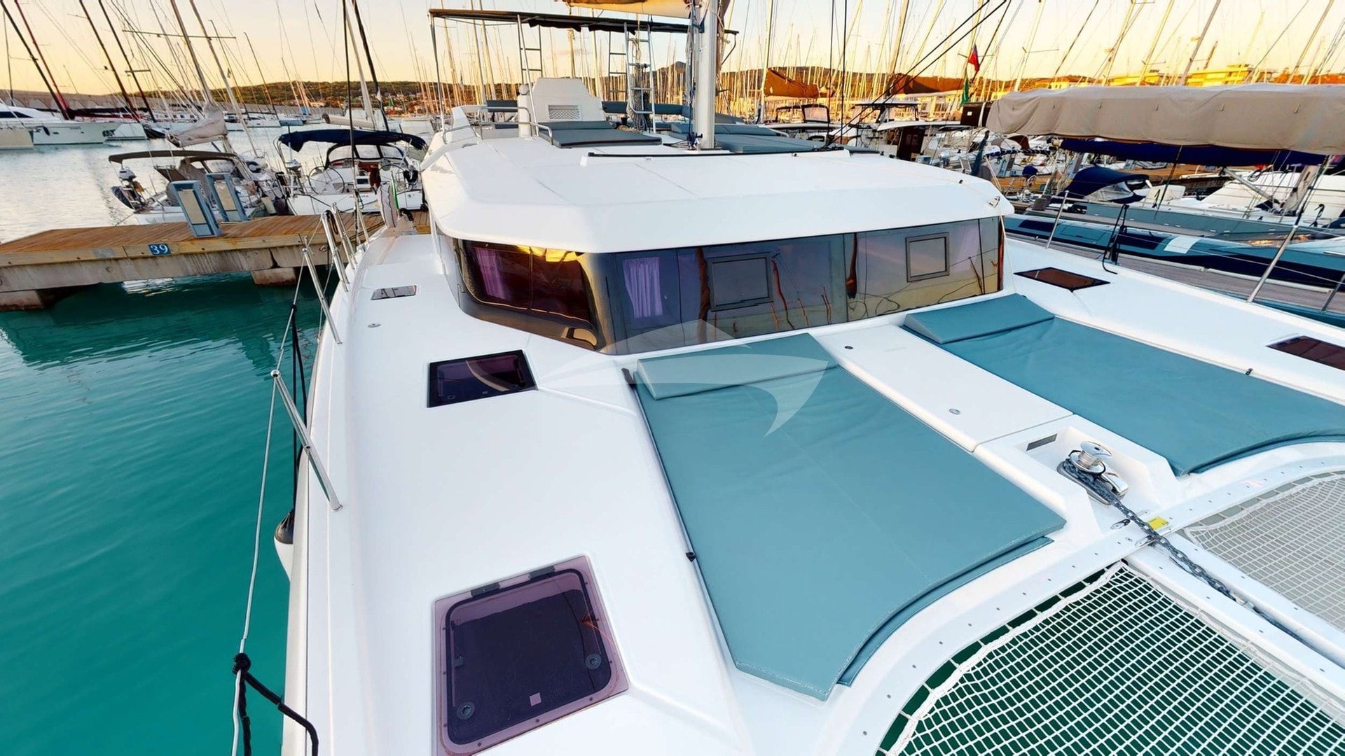 Foredeck Sun Pads